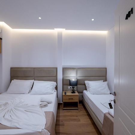 Erioni Hotel Sarandë Buitenkant foto