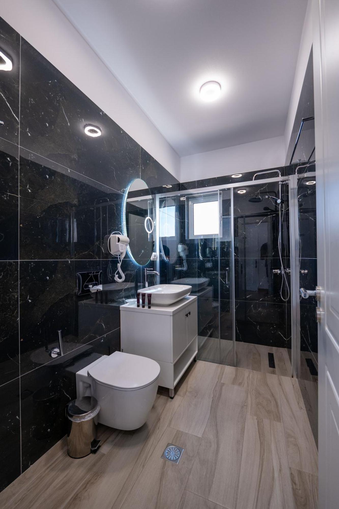 Erioni Hotel Sarandë Buitenkant foto