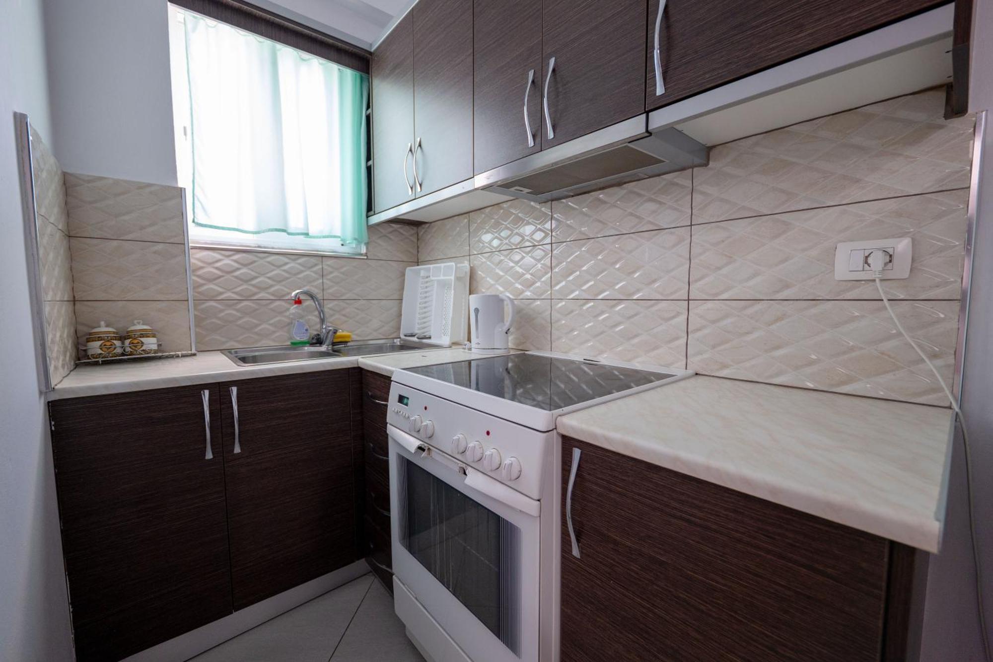 Erioni Hotel Sarandë Buitenkant foto