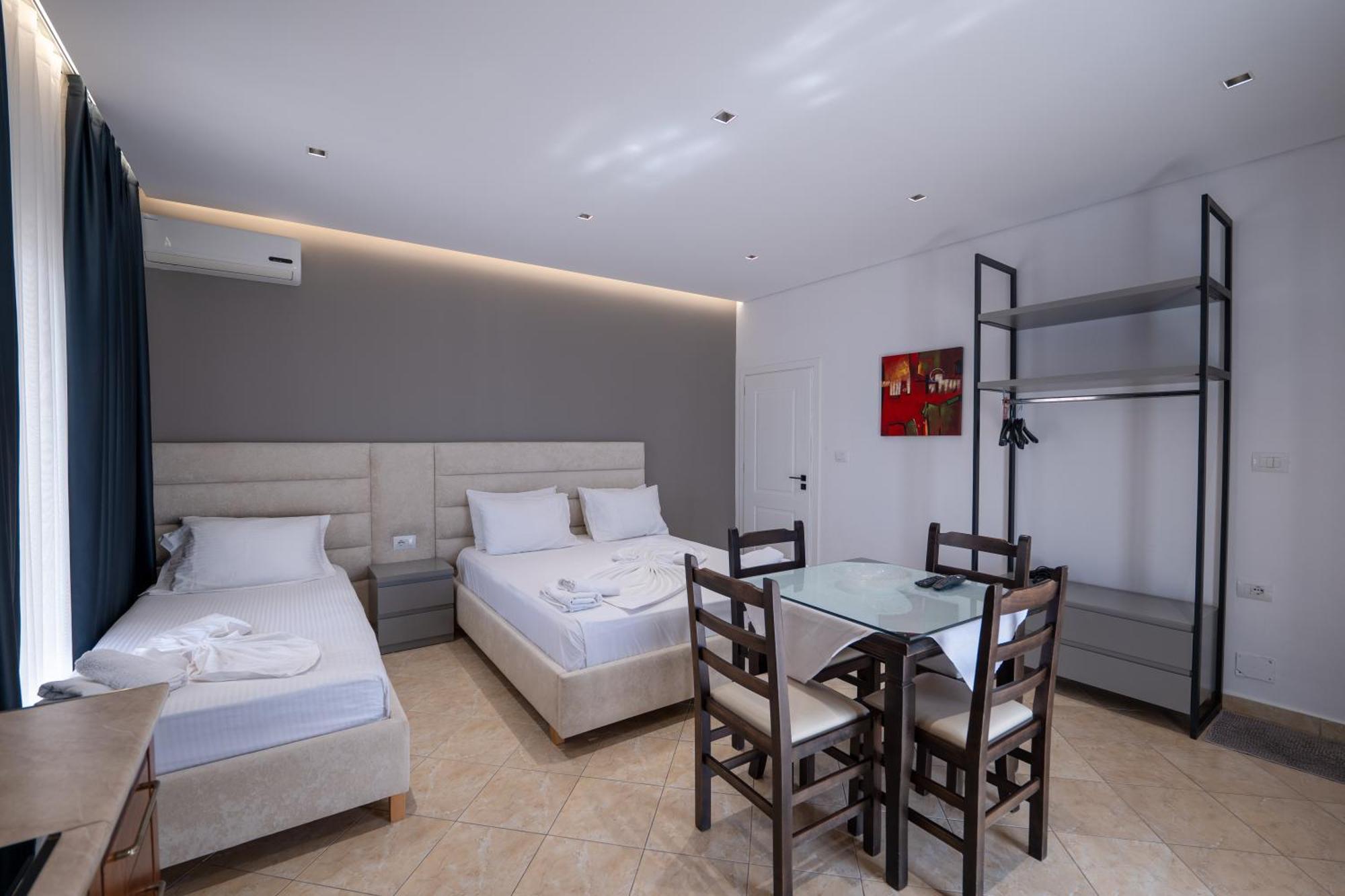 Erioni Hotel Sarandë Buitenkant foto